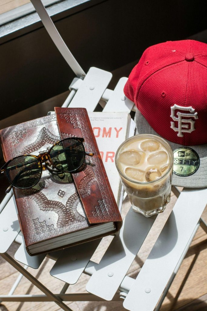 ● Sipping Summer: The Perfect Coffee Companions for Warm Weather